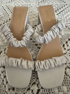Express Ruched-Strap Square-Toe Sandals in Light Beige